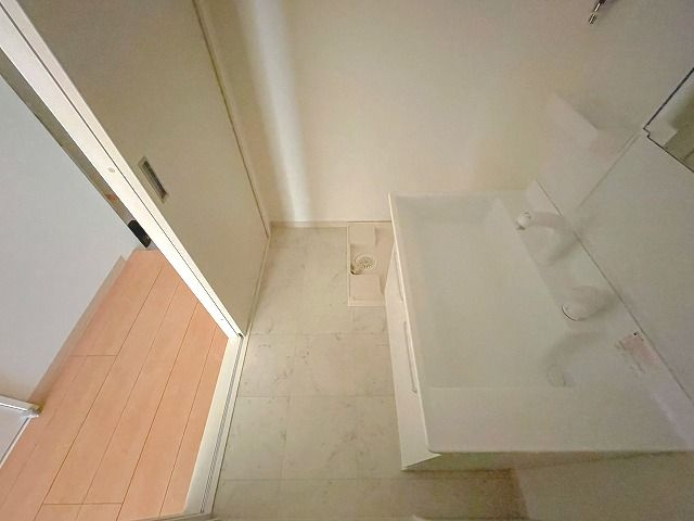 CLASS・Yの洗面所|スペースが確保できる洗面所です
※間取り反転の場合あり、内装が若干異なる場合がございます