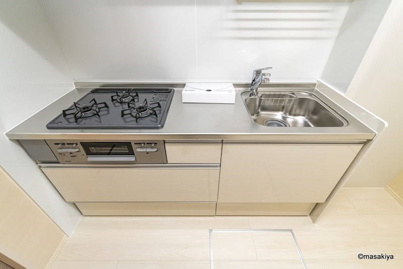 レジデンス令和のキッチン|キッチン　ビルトインコンロ付