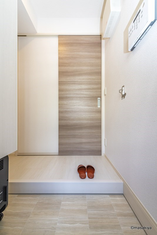 レジデンス令和の玄関|玄関