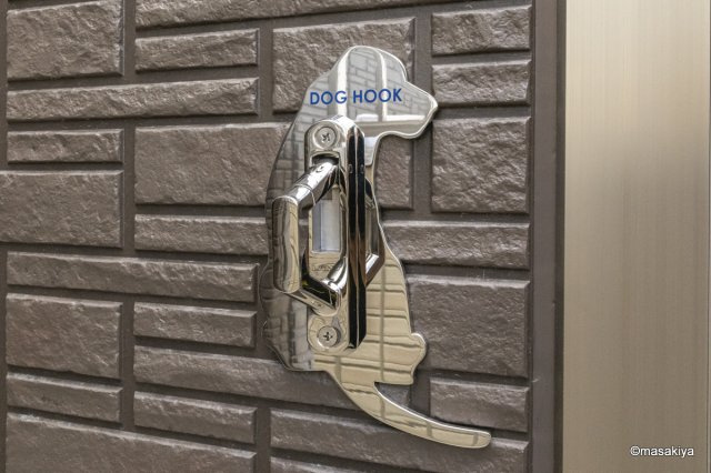 レジデンス令和のエントランス