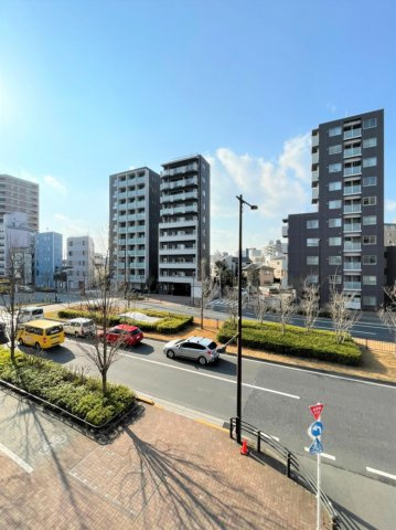 ラシクラスデザイ山手通りの展望