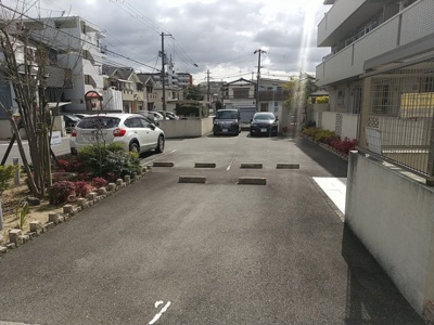 【駐車場】 | アークファイブ | 駐車場