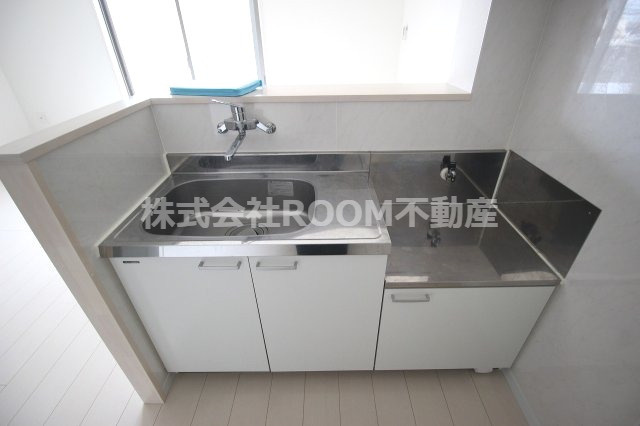 LIEN MON COEUR（ﾘｱﾝﾓﾙｸｰﾙ）のキッチン|きれいなキッチンです