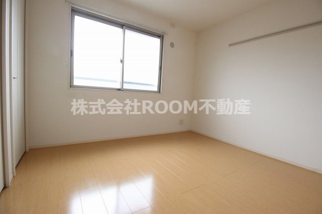 N’ｓ　BLANC　Ａ棟の寝室|落ち着いた色調の寝室です