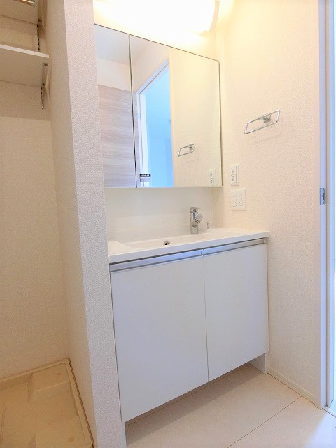 レ・ブルーの独立洗面台