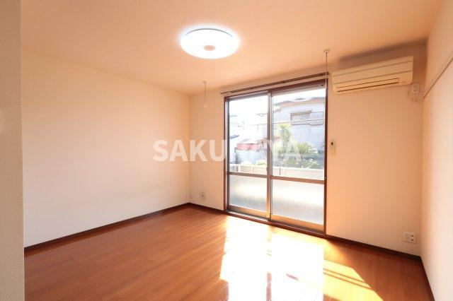 グレイスコートのキッチン|現況と異なる場合がございます。