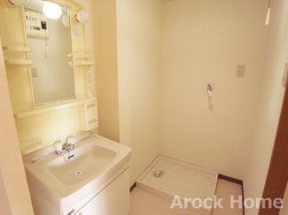 【洗面所】 | 忙しい朝には欠かせない洗面所です