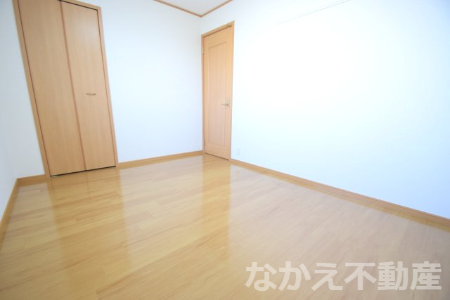 【寝室】 | 使い勝手のいい寝室です