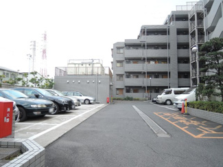 【駐車場】 | 平置き駐車場です。
