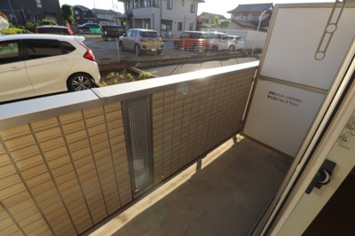 【バルコニー】 | カメリア武蔵藤沢 | 陽当たり良好なバルコニーです