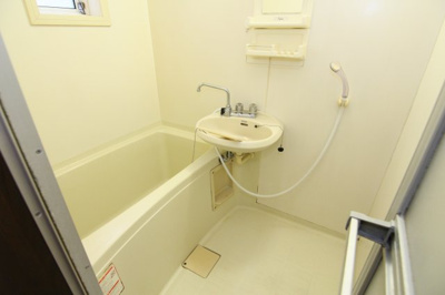 【浴室】 | サンヒルズ日吉 | 別のお部屋の参考写真となります