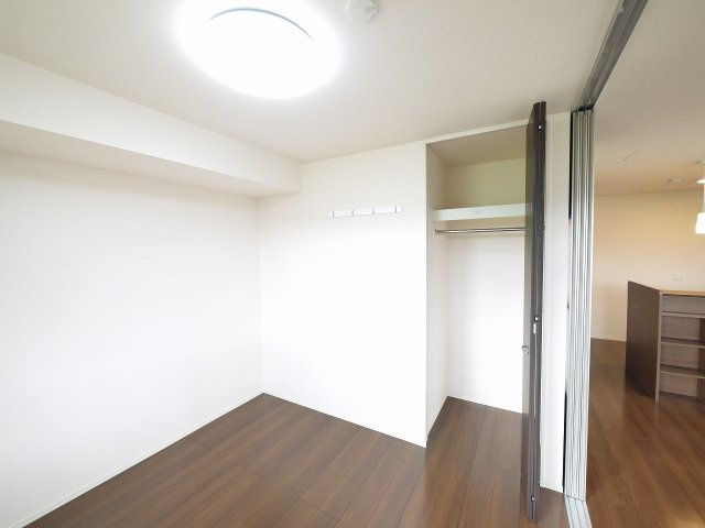 グランデ・フェリーチェ　R棟の洋室