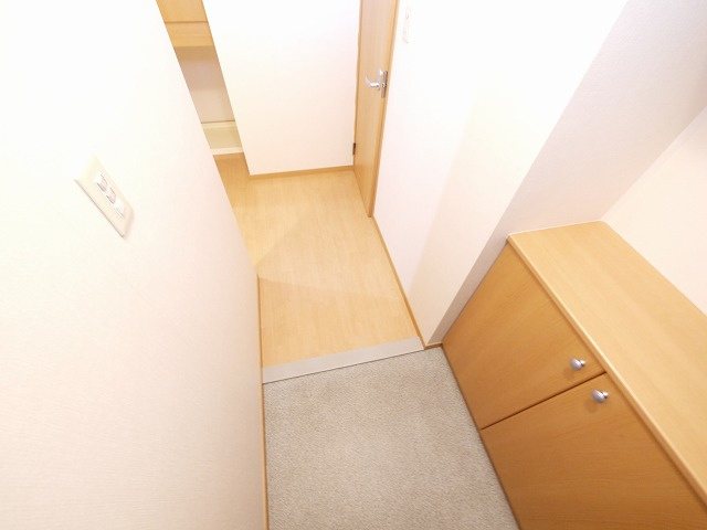 サニーハイツ（州見台）の玄関|毎日通る玄関はこちらです