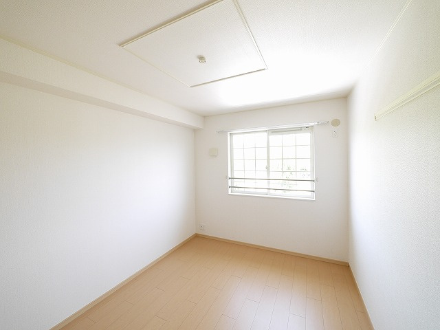 リバー　フォレストの洋室|広々とした洋室です
