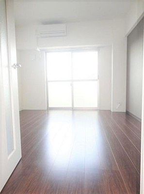 【洋室】 | モントーレヒルズ東櫛原