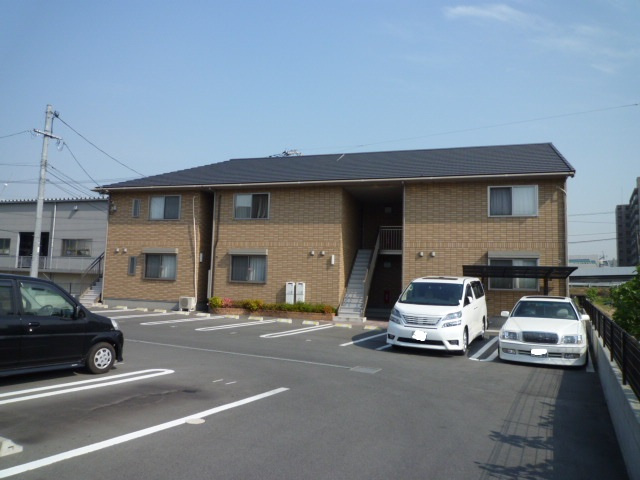 倉敷市新田のアパートの外観