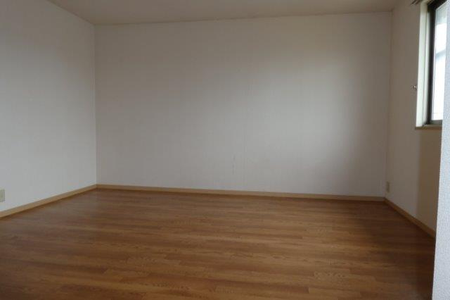 ウエスト・ベルジュＡの居間・リビング