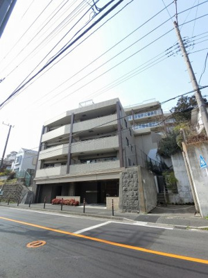 【外観】 | ザ・パークハウス横浜岸谷 | 総戸数７０戸、２０１２年１月築、管理人は日勤勤務につき管理体制良好です♪
