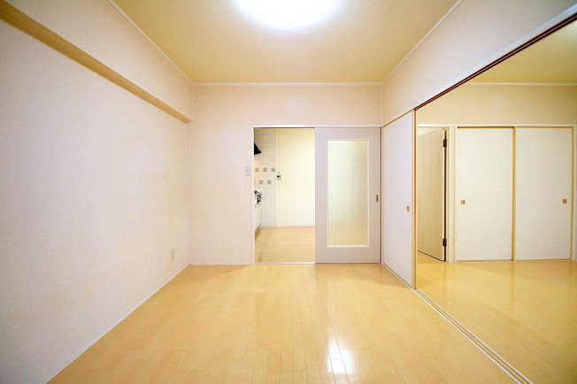 【内装】 | 東邦マンション博多駅東 | 内装は落ち着いています