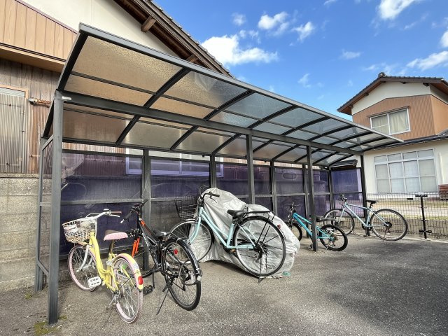 第二双葉ハイツ　B棟の駐車場