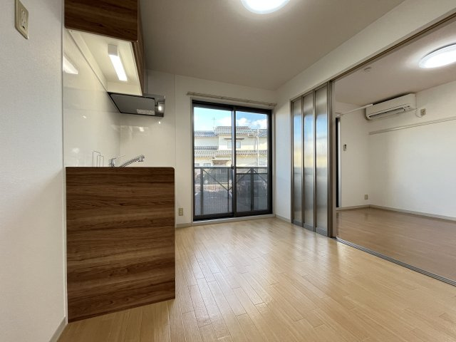 第二双葉ハイツ　B棟の居間・リビング