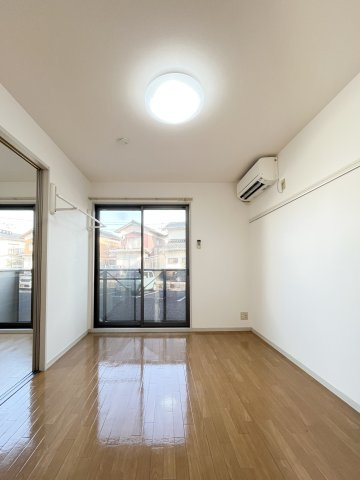 第二双葉ハイツ　B棟の洋室