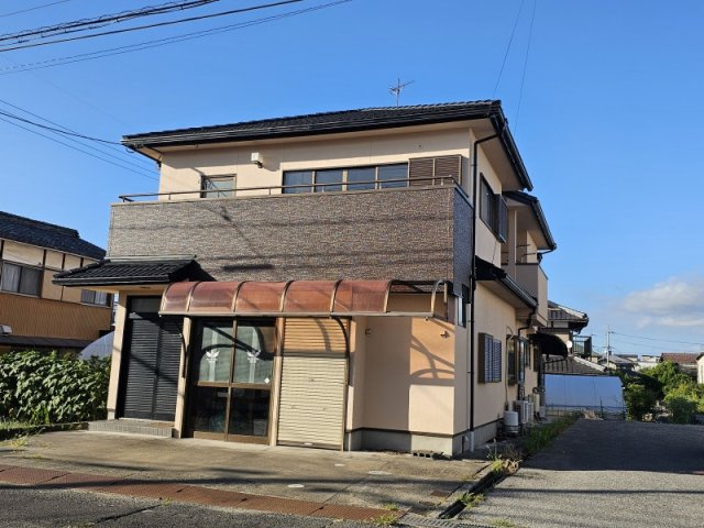 東近江市佐野町の一戸建て