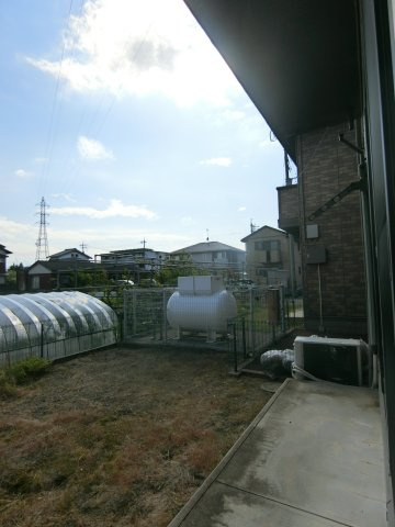 シャンツェB棟の庭