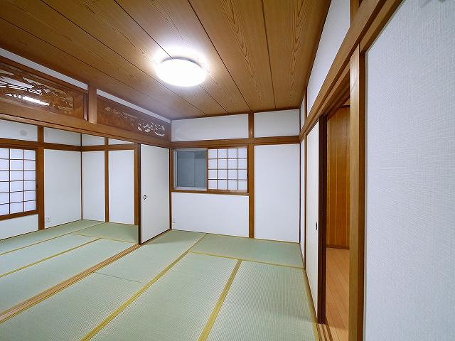 南紀寺町5丁目貸家の和室|い草の香りが落ち着く素敵な和室です