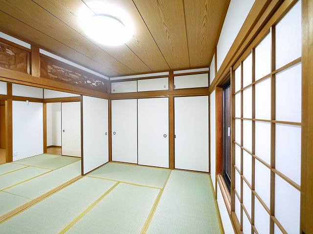 南紀寺町5丁目貸家の和室|和室がひろがる居住スペース