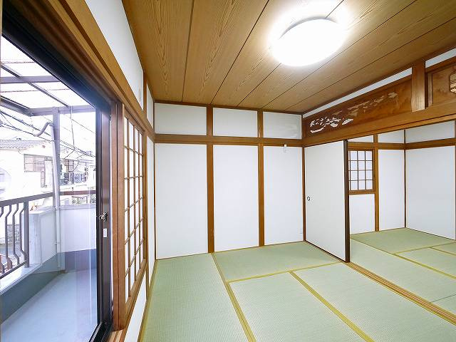 南紀寺町5丁目貸家の寝室|い草の香りが落ち着く素敵な和室です