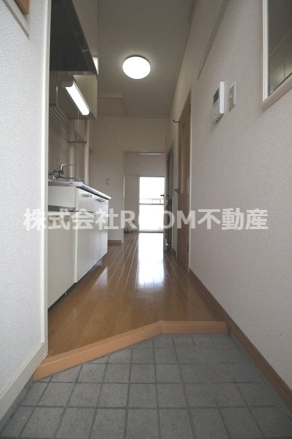 アイン都城の居間・リビング|こちらのリビングで趣味の時間をお楽しみください