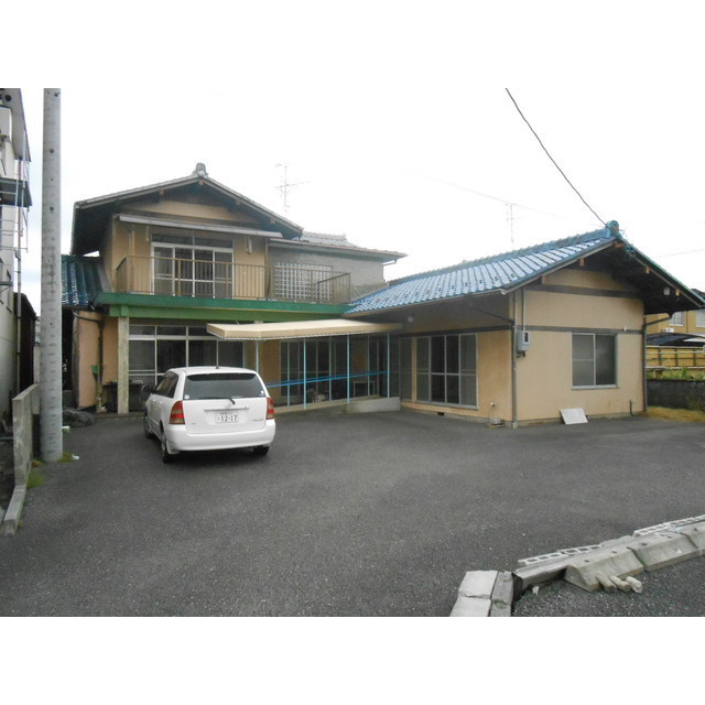 瑞穂市堀野貸家の外観