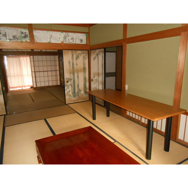 瑞穂市堀野貸家の居間・リビング