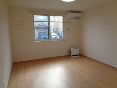 【洋室】 | リバーサイド有浦