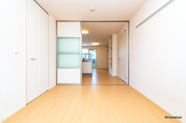 ペルソワール高田の洋室