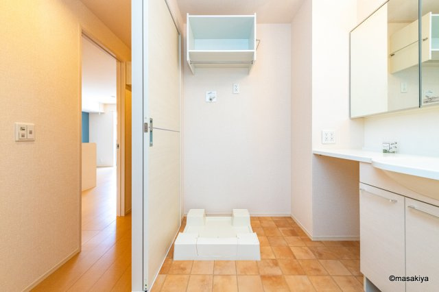 ペルソワール高田の洗面所