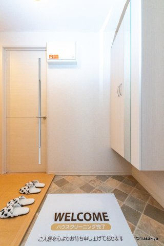 ペルソワール高田の玄関