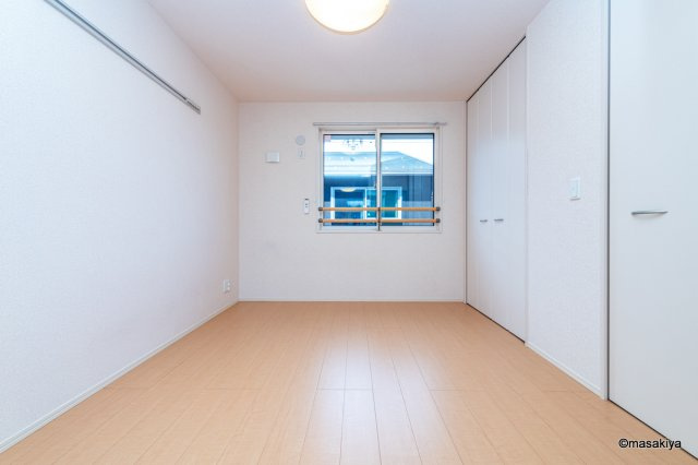 ペルソワール高田の洋室