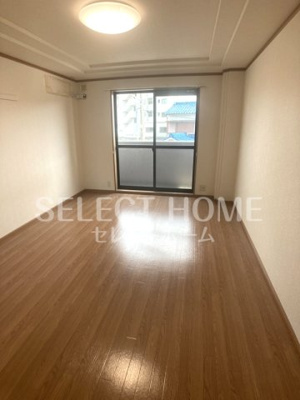 【寝室】 | サンハイム・河口 | 広くて明るい寝室