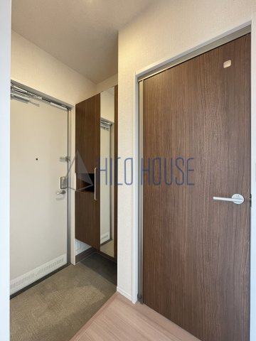 フルラージュⅡの玄関