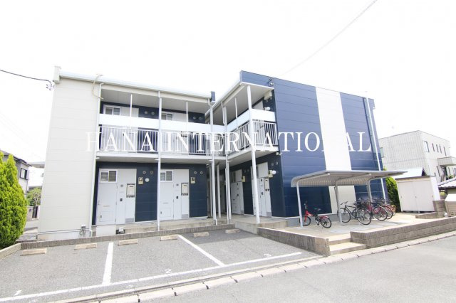 レオパレス曽谷２丁目の外観