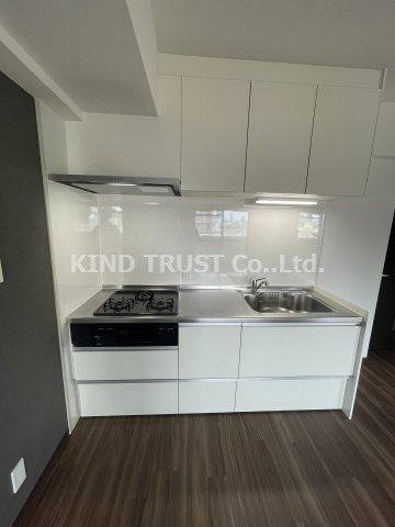 レジディア西天満のキッチン|コンパクトなキッチンで掃除もラクラク