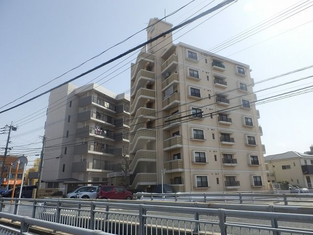 ホルトハイム長住西の外観