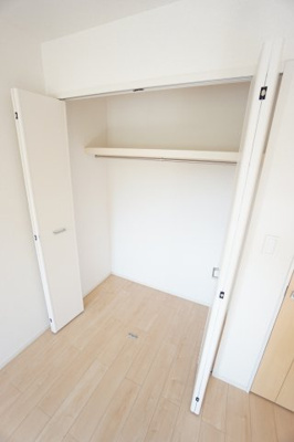 【収納】 | ルナ・ピエーナ幸和Ⅱ | ※同物件・反転タイプの写真です。