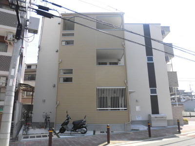 【外観】 | ハーモニーテラス大桐Ⅱ | 黒いラインがアクセントのお洒落な外観です。