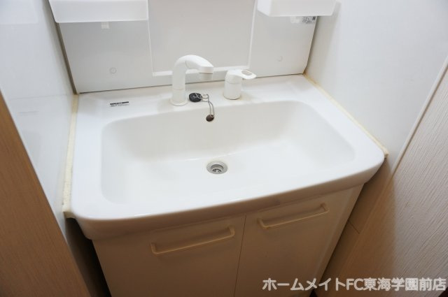 熊本市東区山ノ神１丁目の賃貸マンションの洗面所