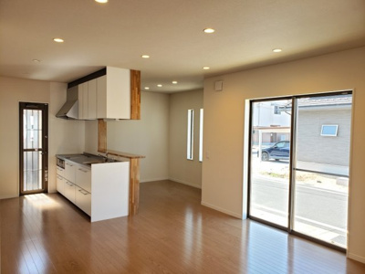 【居間・リビング】 | 鳥取市宮長新築戸建て