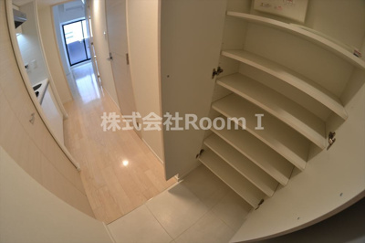 【玄関】 | S-RESIDENCE北浜 | 玄関です
反転