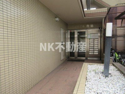 【エントランス】 | ロイヤル俊徳（俊徳道賃貸） | エントランスです